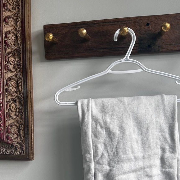 white brandy melville sweat pants - Picture 2 of 5